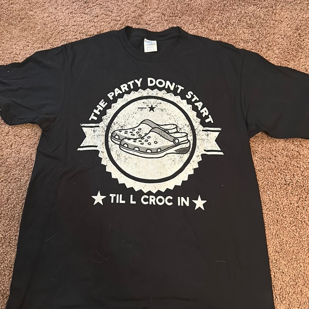 Crocs t shirt